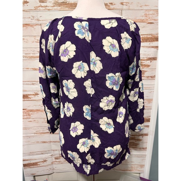 Old Navy Women’s Maternity Purple Floral-Large - Picture 4 of 9